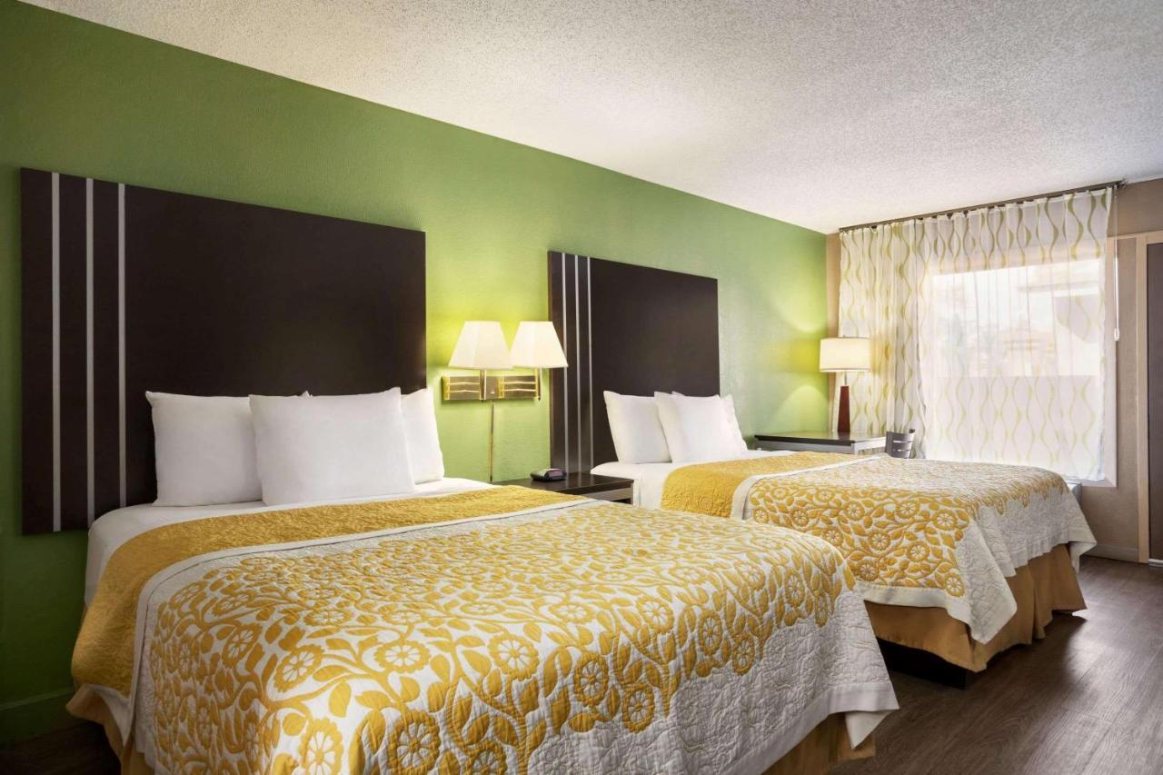 Days Inn By Wyndham Hardeeville/ I-95 State Line Esterno foto