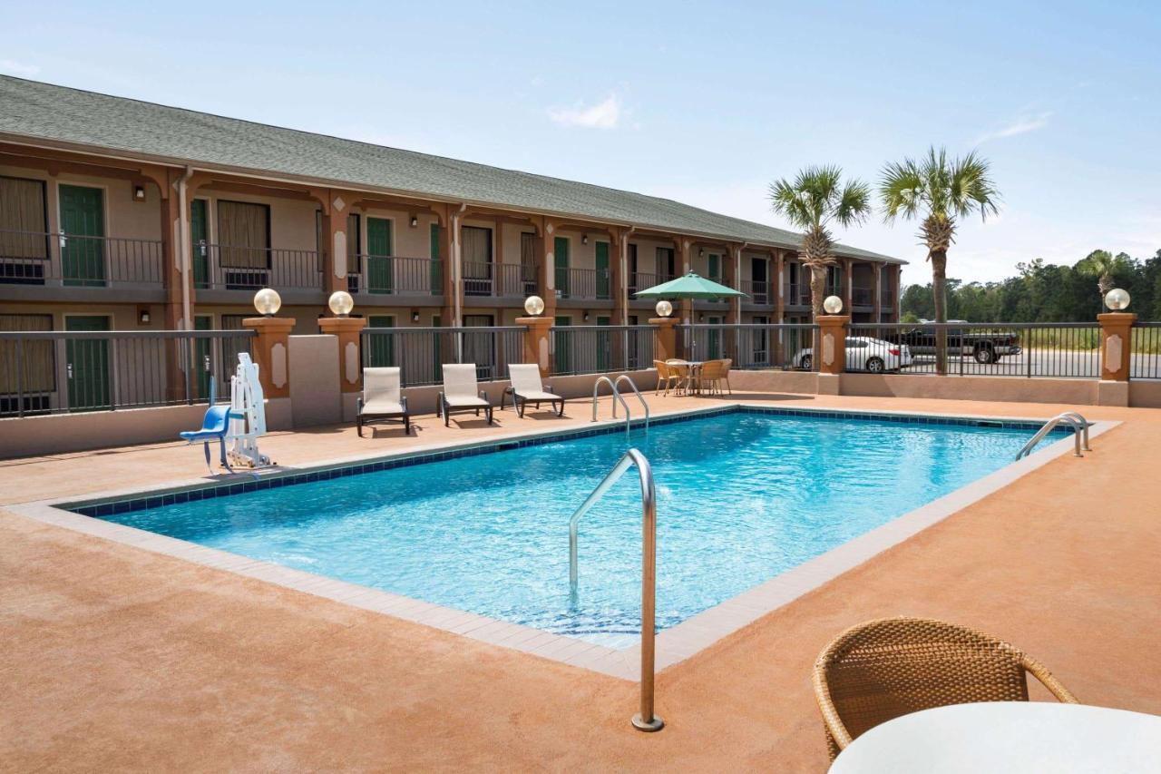 Days Inn By Wyndham Hardeeville/ I-95 State Line Esterno foto